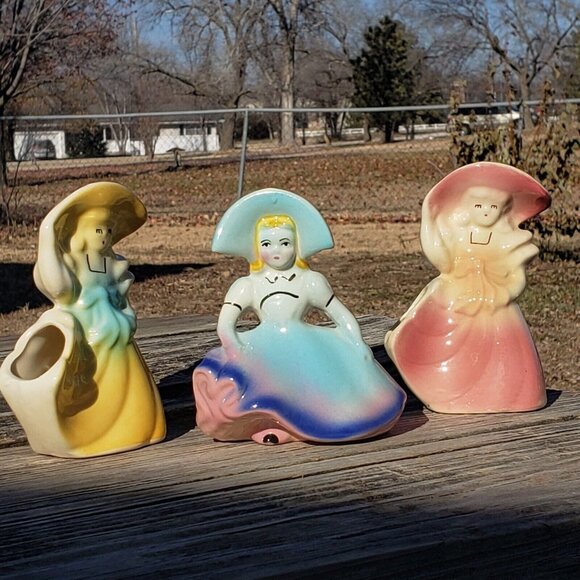 Vintage Shawnee Southern Belle Planter Figurine‎ - Picture 3 of 13